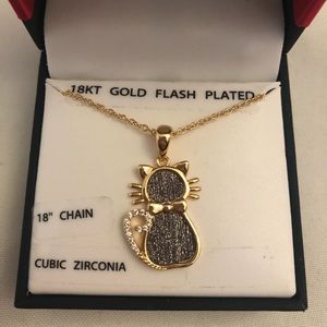 Cat pendant necklace